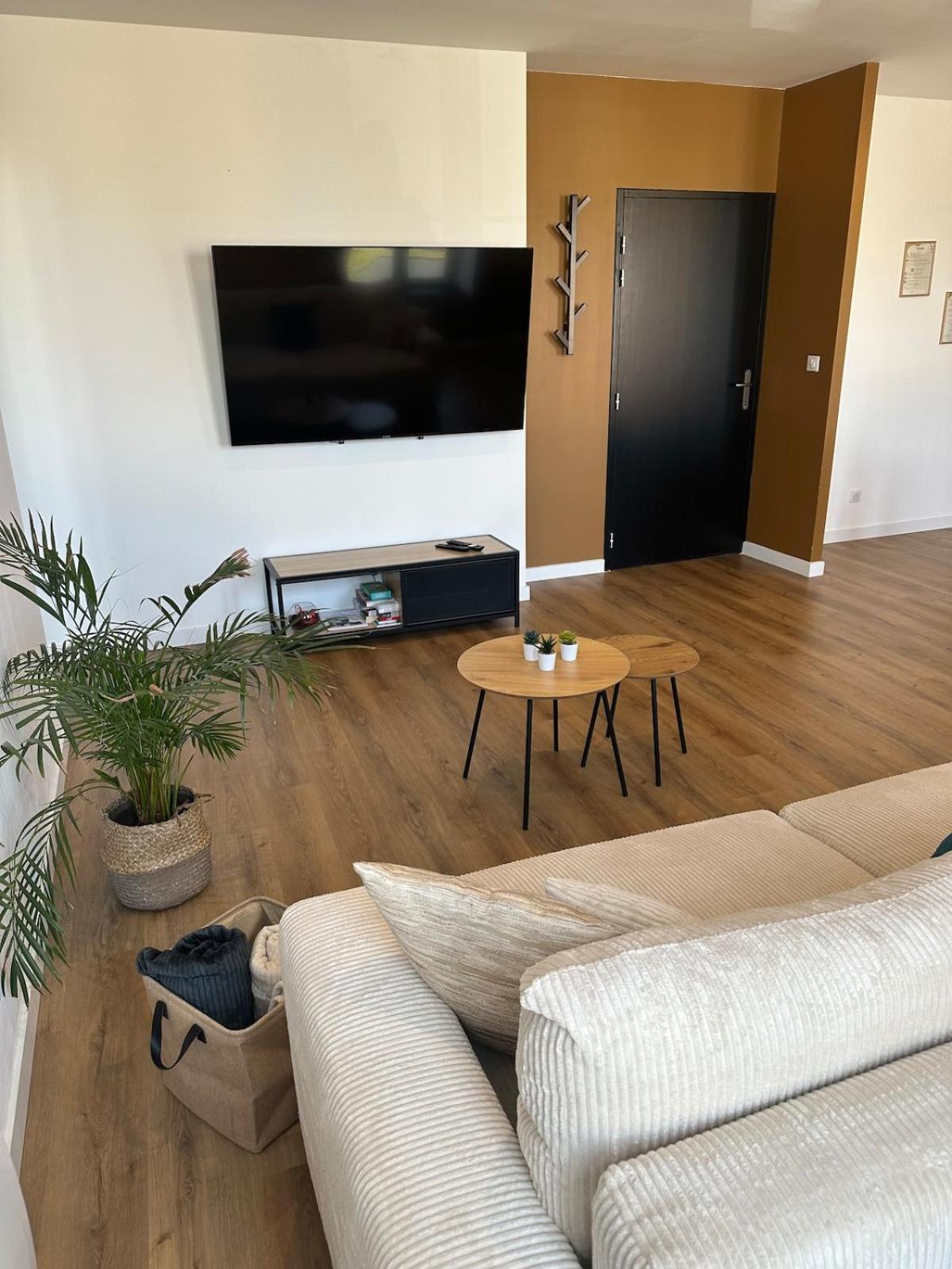 Appartement De La Gare ルミルモン エクステリア 写真
